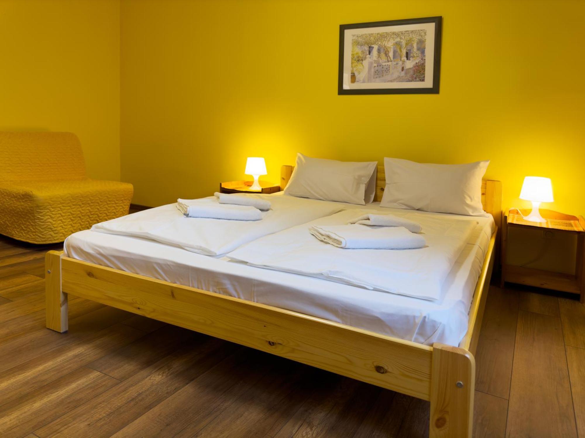 Hotel Irisz Panzio Budapeszt Zewnętrze zdjęcie
