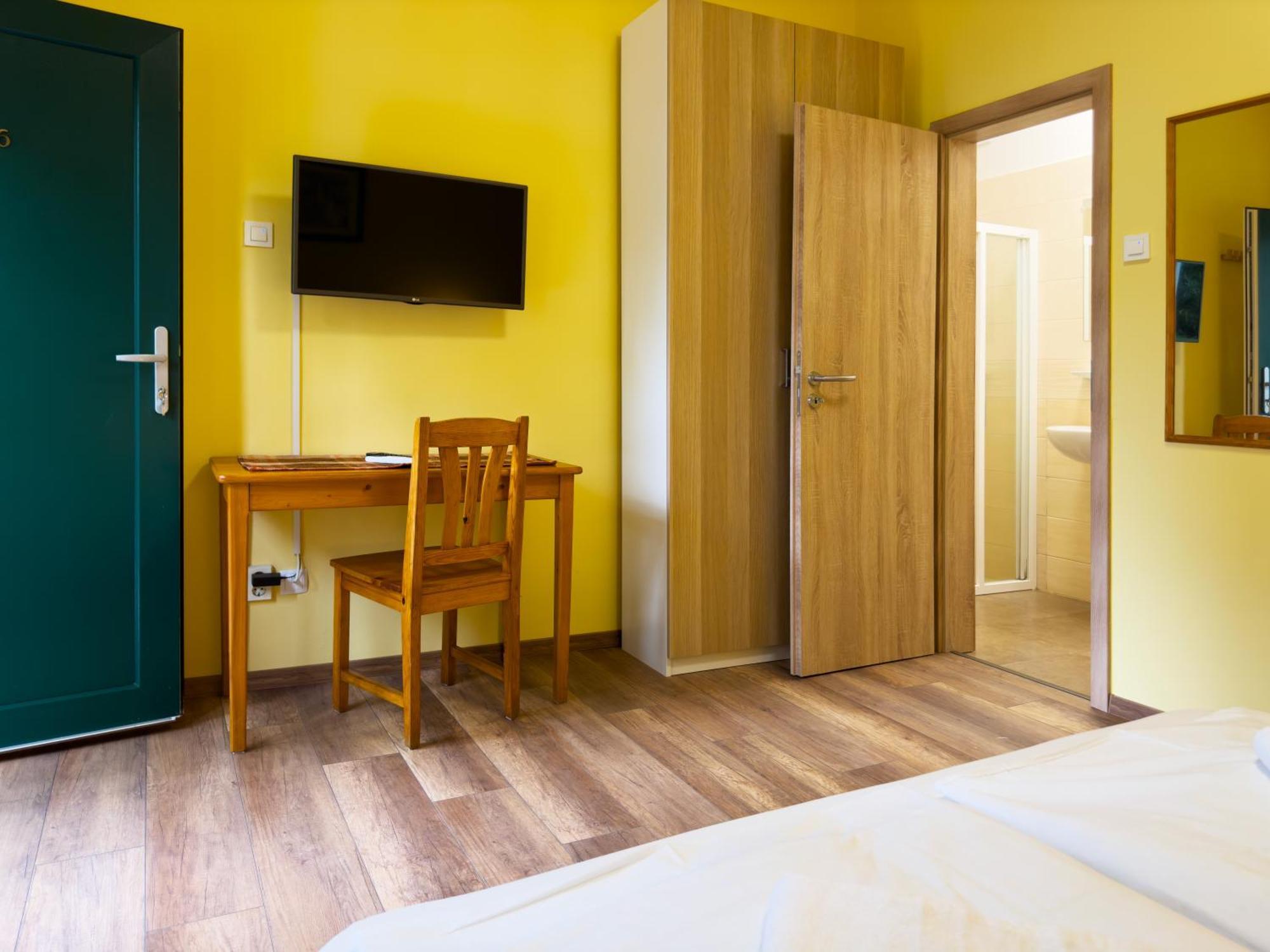 Hotel Irisz Panzio Budapeszt Zewnętrze zdjęcie