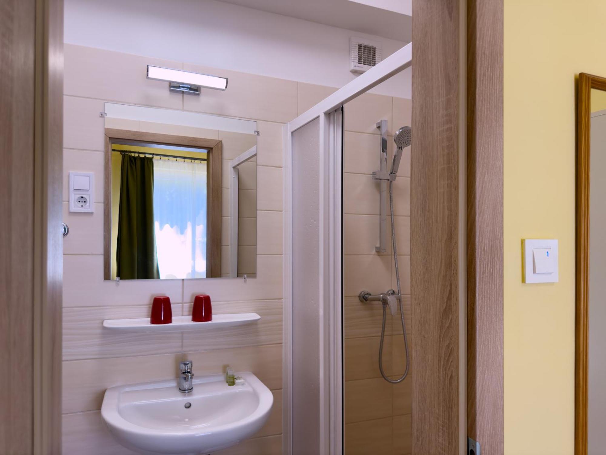 Hotel Irisz Panzio Budapeszt Zewnętrze zdjęcie