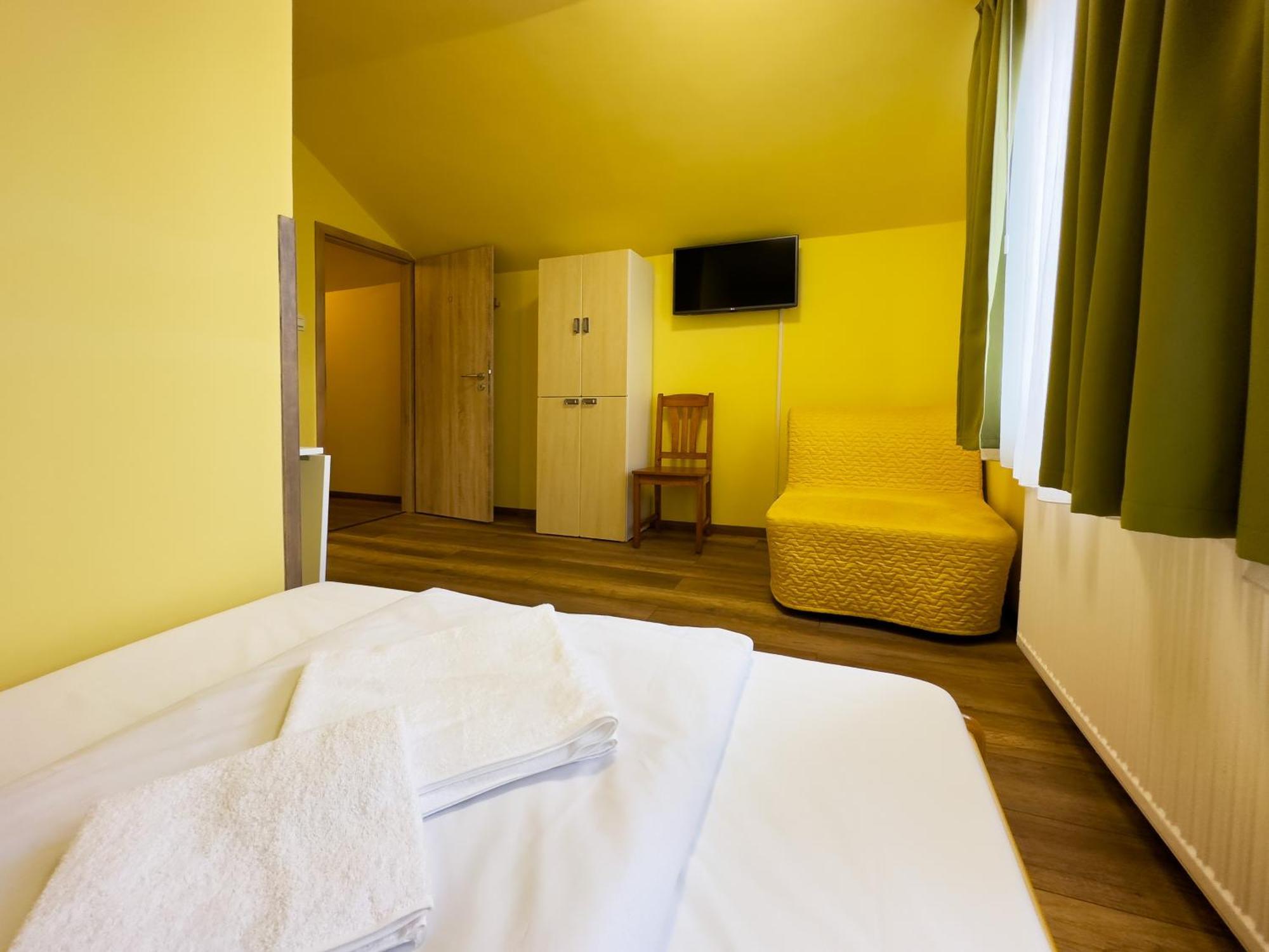 Hotel Irisz Panzio Budapeszt Zewnętrze zdjęcie