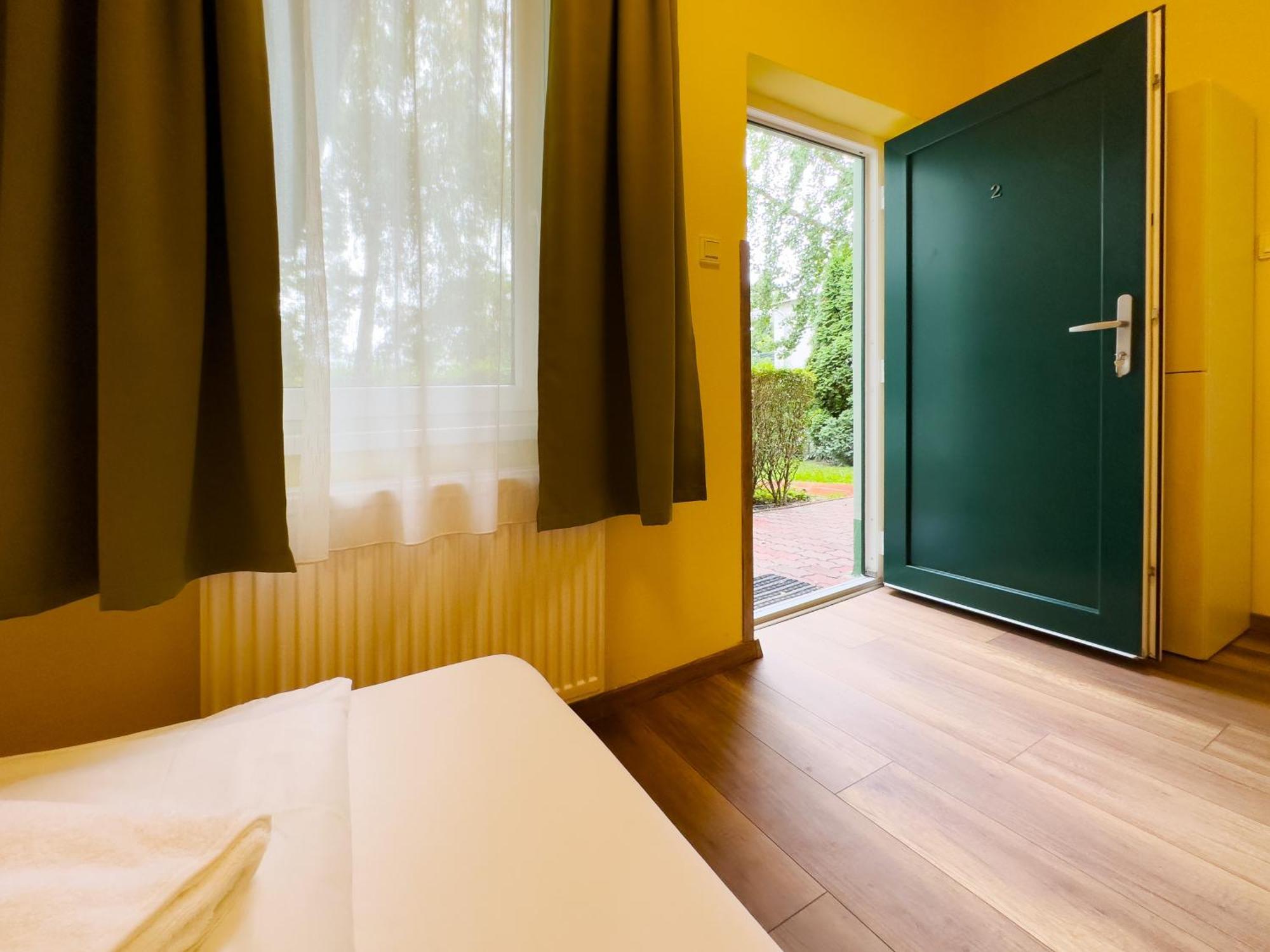 Hotel Irisz Panzio Budapeszt Zewnętrze zdjęcie