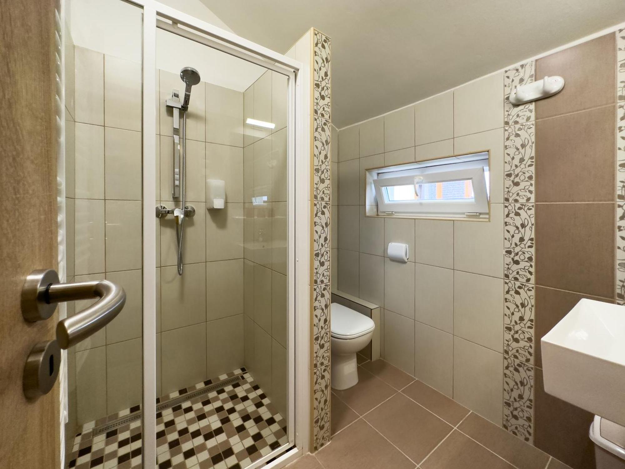 Hotel Irisz Panzio Budapeszt Zewnętrze zdjęcie