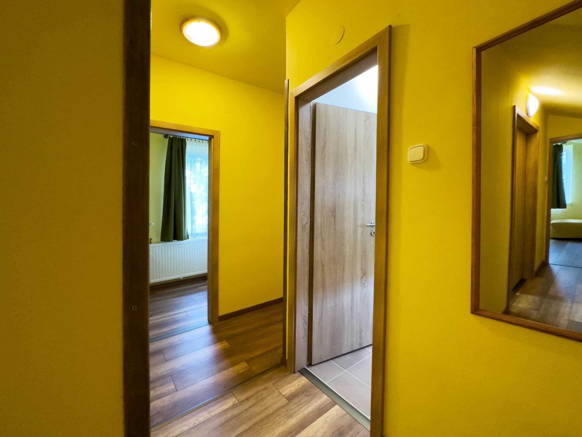 Hotel Irisz Panzio Budapeszt Zewnętrze zdjęcie